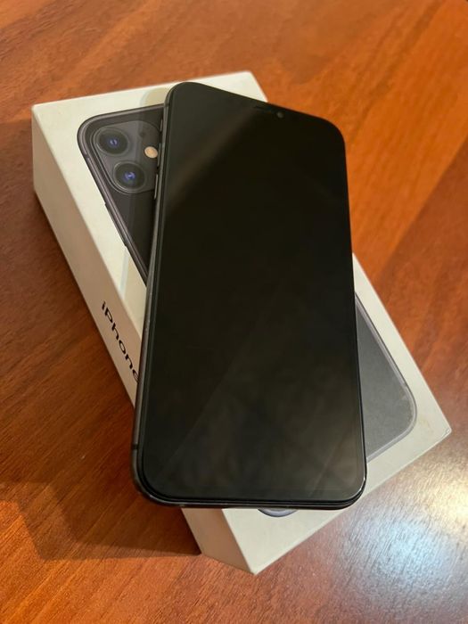 iPhone 11 .64GB.