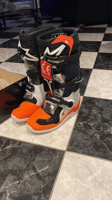 Echipament moto dama alpinestar