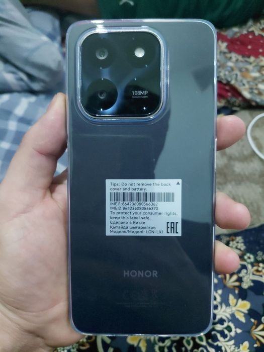 Honor X7d  holati yangi