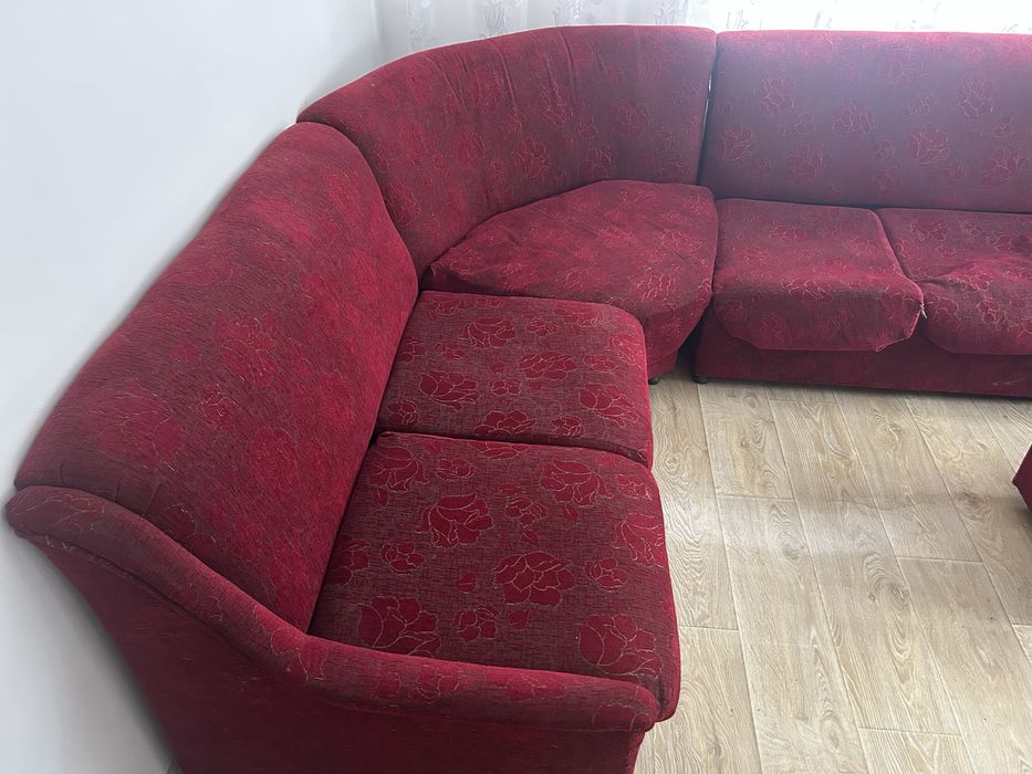 Продавам дивани В добро състояние!