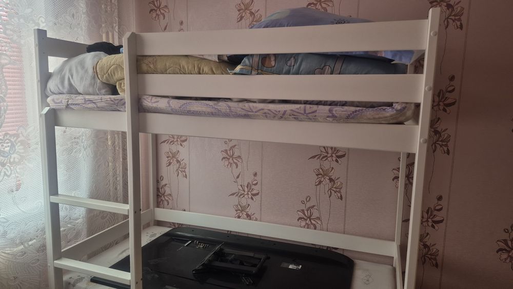 Продам мебель детскую