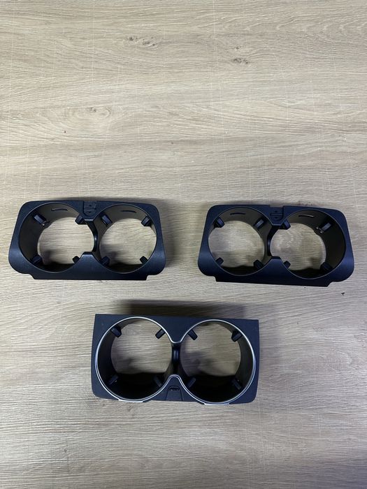 Поставка за чаша / cup holder Mercedes E класа W213 / S класa W222