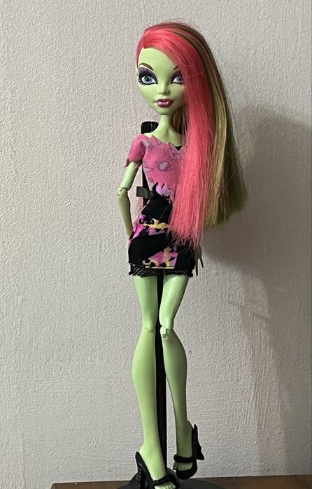 Monster high, Монстер Хай кукла, Венера