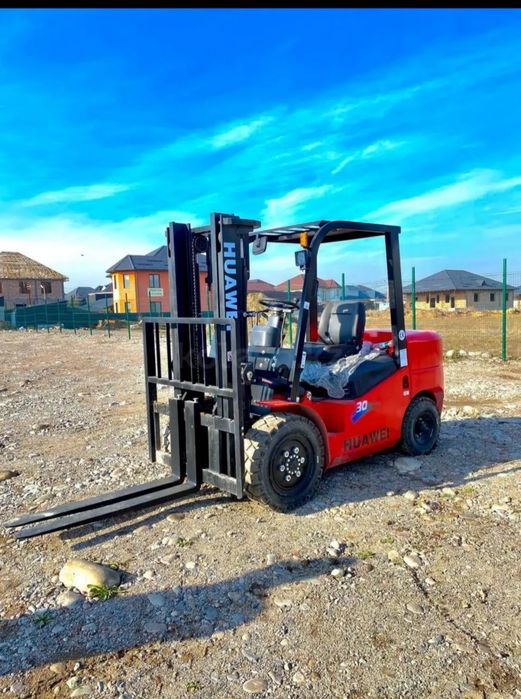 Продам кару 3 тонник ,вилочный погрузчик