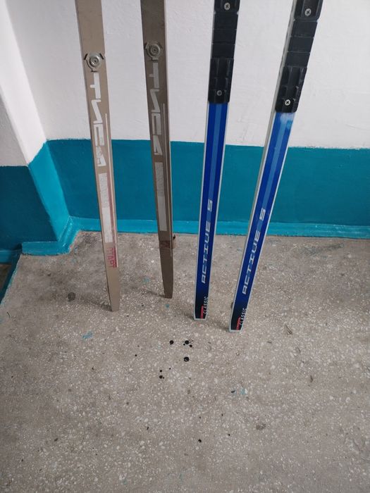 Продам Лыжы Их 3