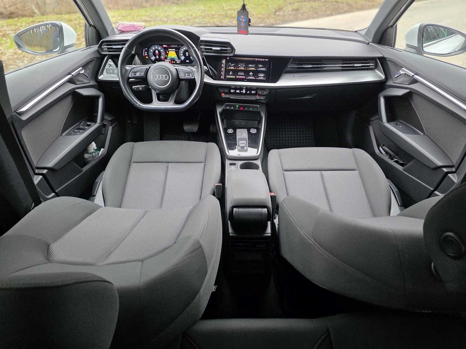 Audi A3 Audi A3 Sportback 1.4 40 TFSI e PHEV S tronic, 204CP