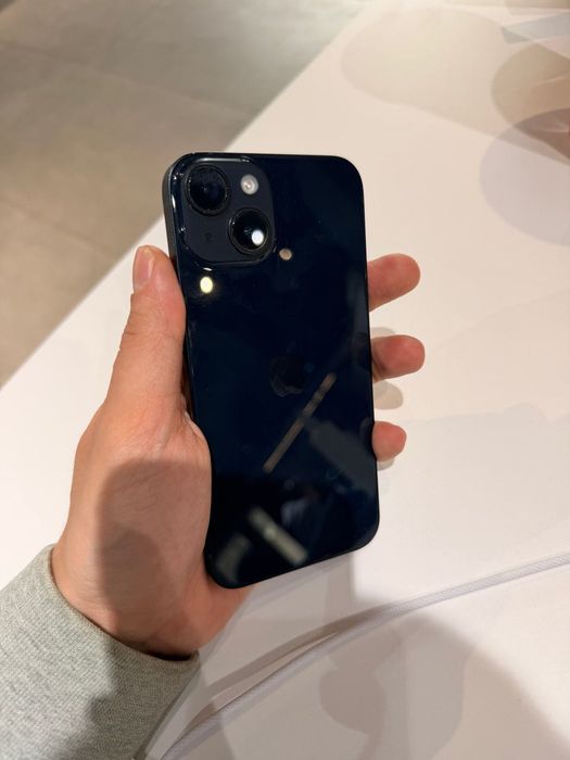 iPhone 14 в отличном состояние