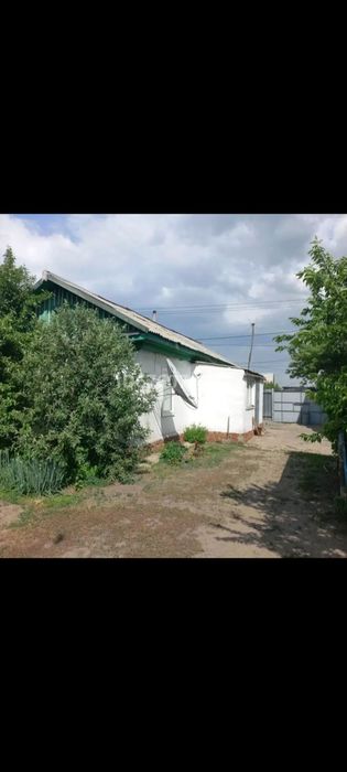 Продам два дома на одном участке