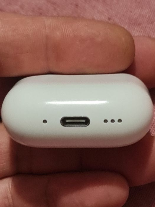 Airpods 4 ANC case dock carcasa