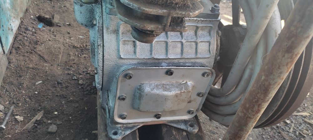 Продам Компрессор.