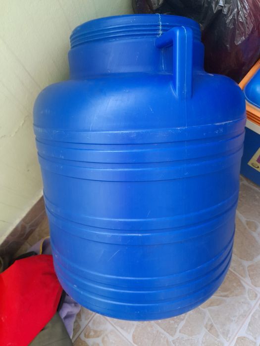 Butoi plastic 60 litri