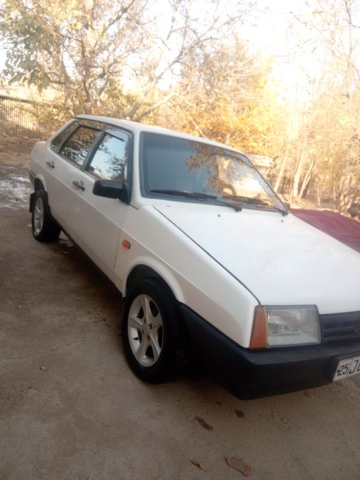 Lada samara 21099