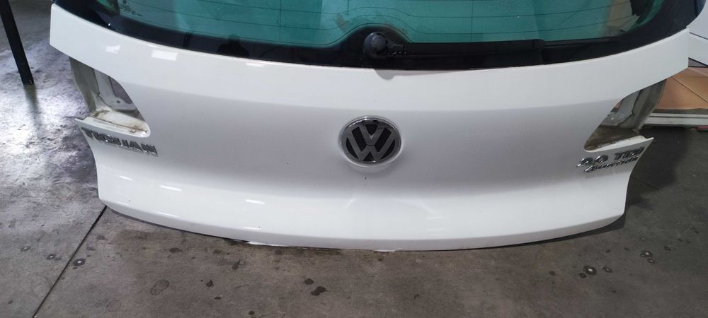 Haion volkswagen vw tiguan 2.0 an 2010 cod culoare LB9A
