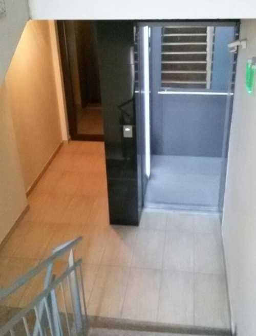 Дава се под наем Двустаен апартамент в Бургас, Център - 60 кв.м за 250 € - Снимка #8