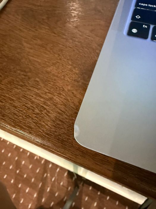 MacBook Air M1    8G 512gb
