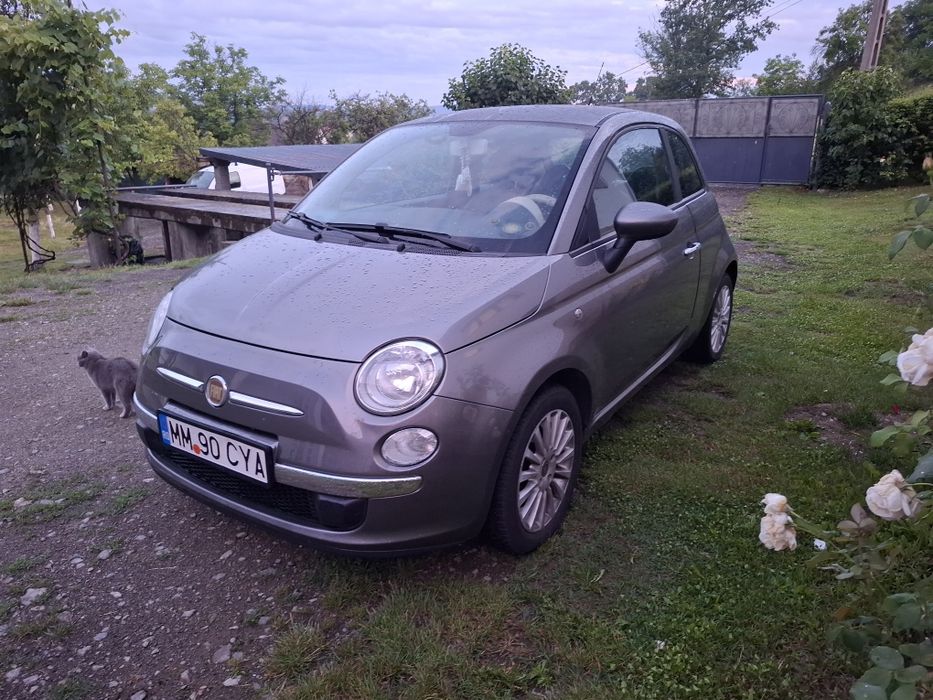 Vand Fiat 500 anul 2011