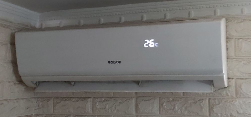 Срочно продаю большой кондиционер 12