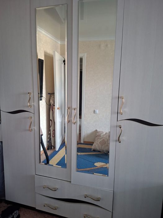 Продам шкаф-шифонер