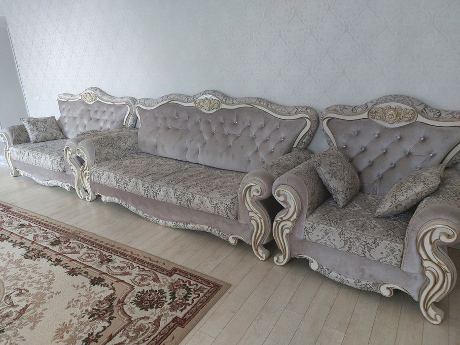 Продаётся диван комплект