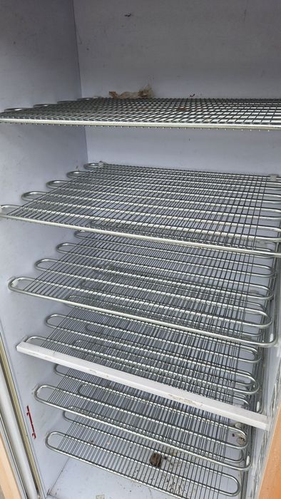 Минусов Фризер вертикален