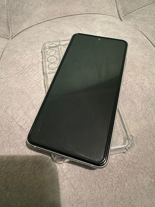 Продам Samsung galaxy S21 FE 5G