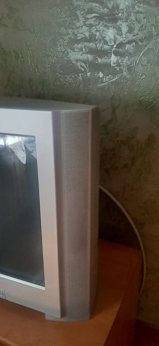 Продам телевизор
