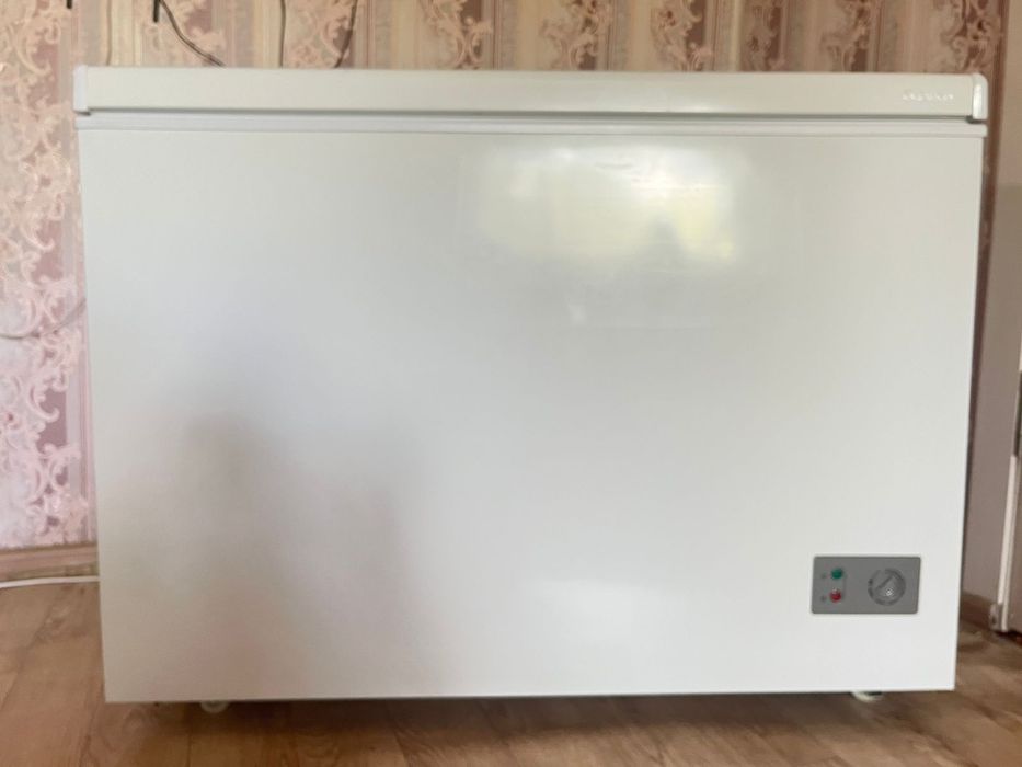 Продаю морозильник новый
