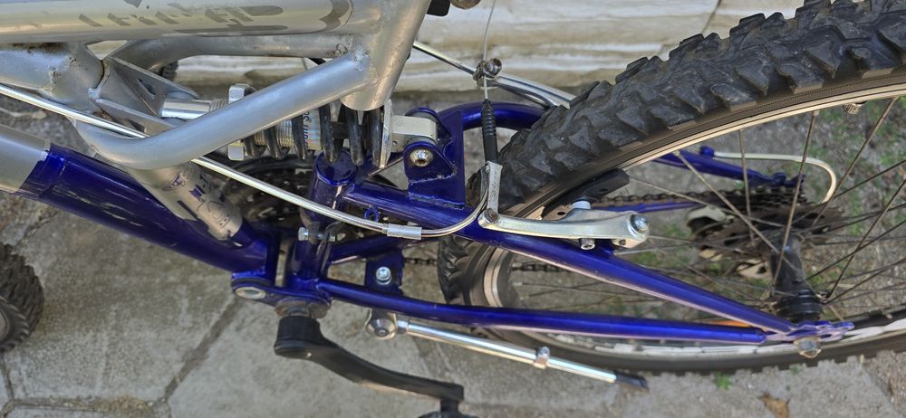 Юношеско/детско Колело велосипед 24" Cross, 18 скорости