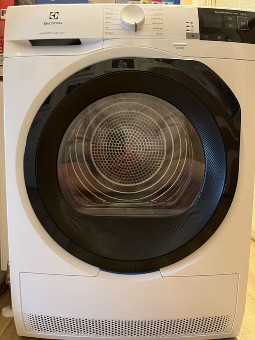 Uscător de rufe Electrolux PerfectCare 700 - Pentru Piese / Reparat