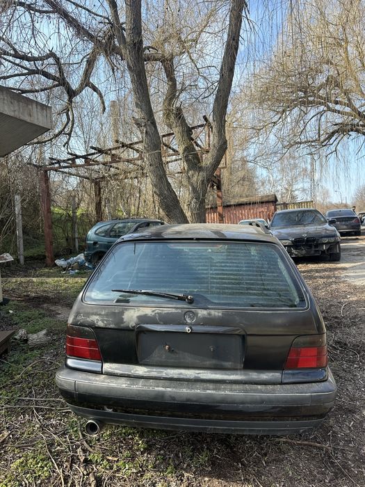 Bmw e36 316i facelift НА ЧАСТИ