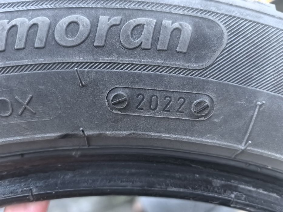 Продавам 4бр. всесезонни гуми.