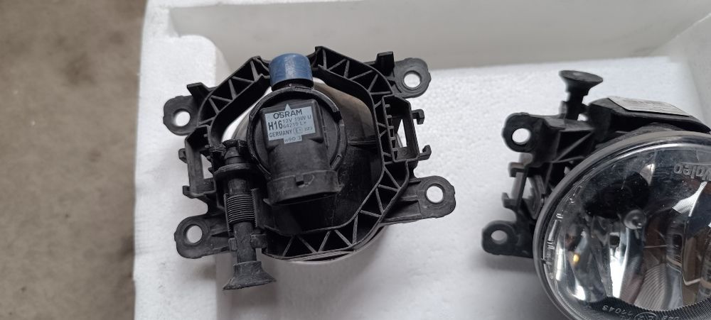 Противотуманка на Ладу Весту