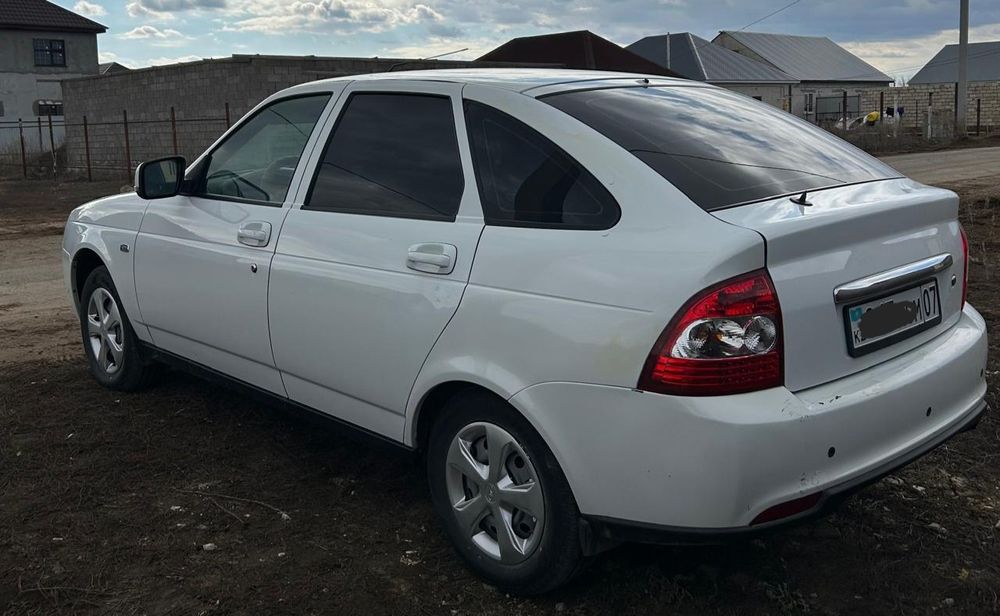 Продам приору 2 хэтчбек