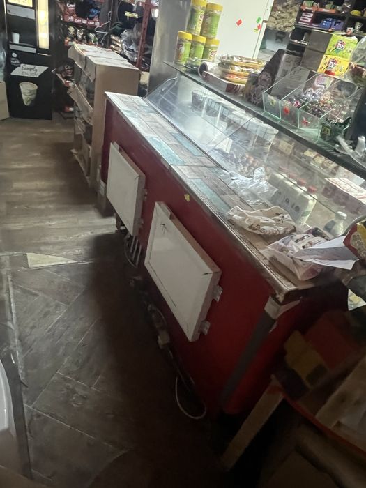 Vitrina mezeluri in stare buna