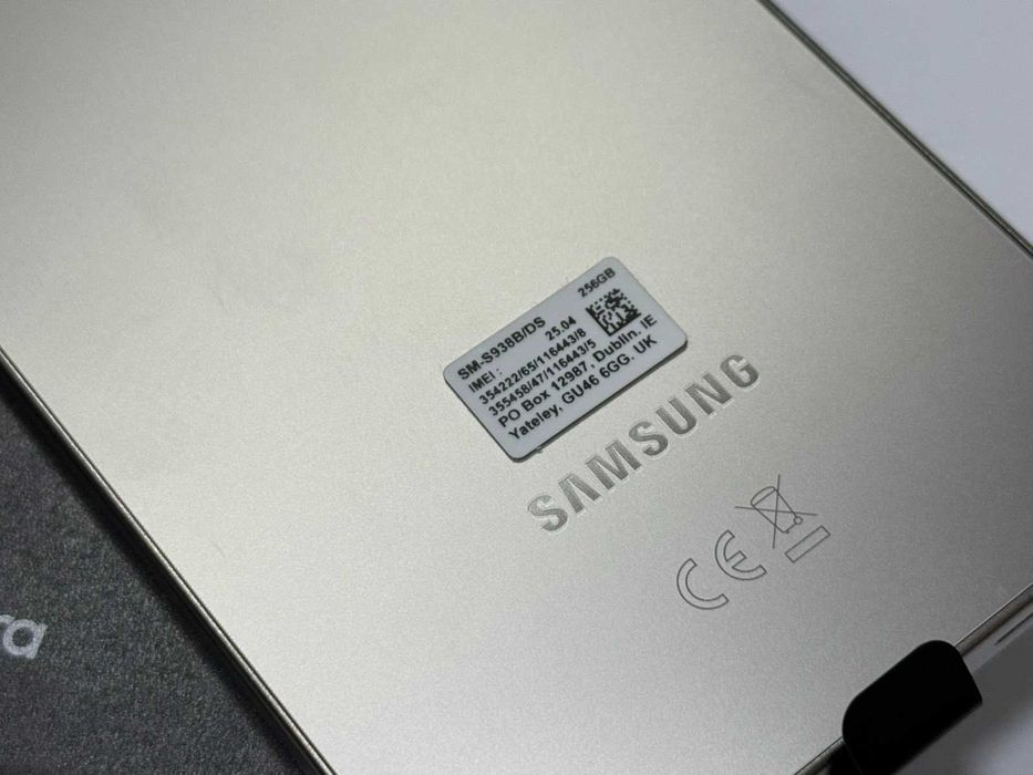 Samsung Galaxy S25 Ultra 5G 256GB 12GB RAM Dual (SM-S938)