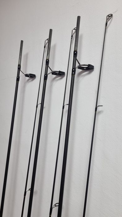 Set 3 Lansete Crap FL VIPER 3.90m 3.5 LBS + 3 Mulinete AQUASITE 10000