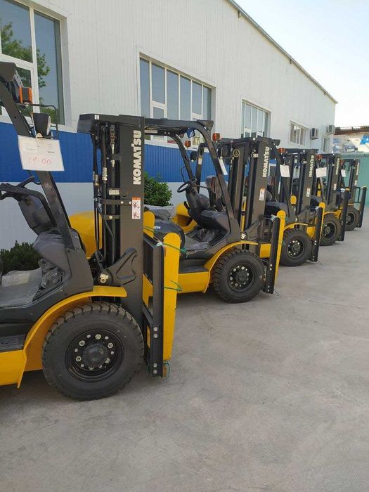 Дизель юритмалик юклаш техникаси (Кара) "KOMATSU FD15-17"