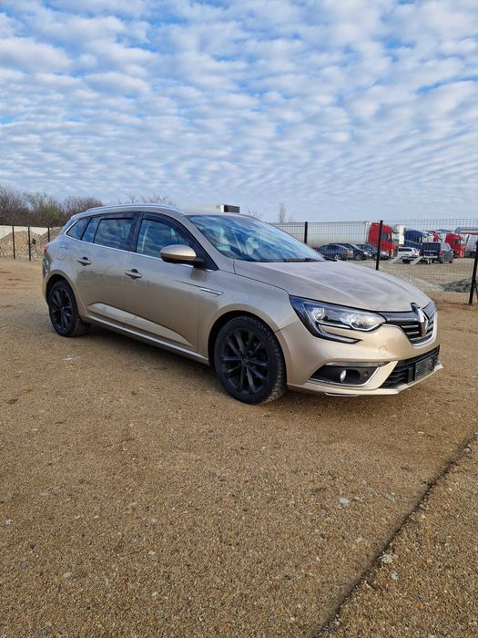 Renault Megane IV 1.5 dCi Automat/ Schimb ulei motor + filtre efectuat