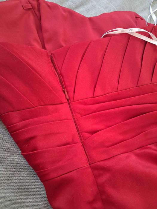 Rochie de seara elegantă