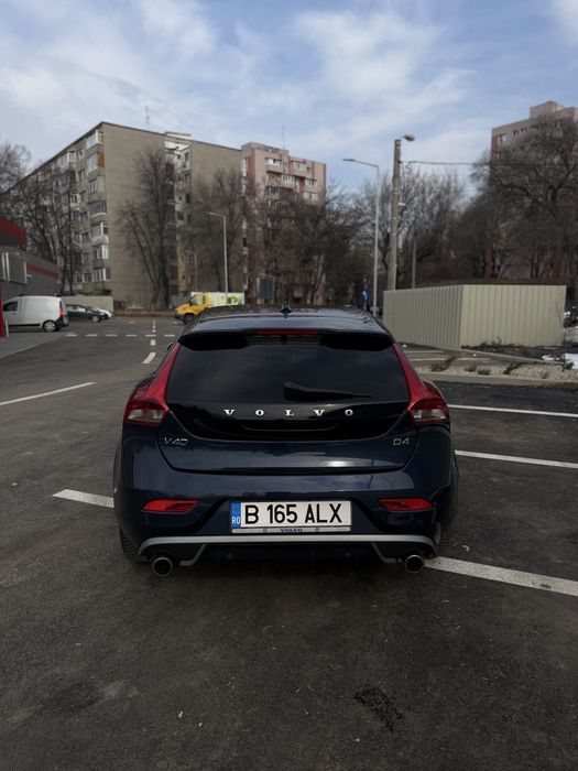VOLVO V40 2015 — imagine 15