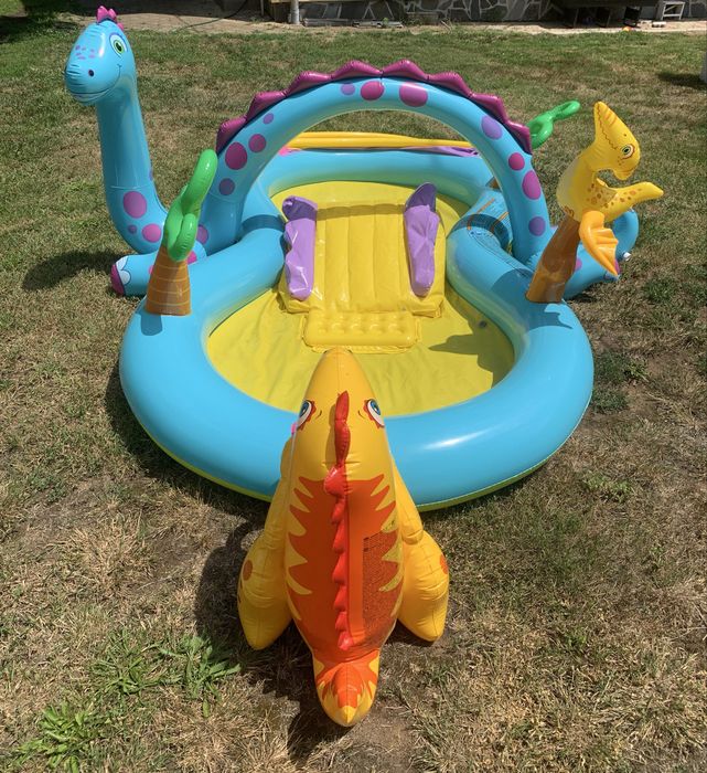 Piscina gonflabila Intex Dinoland