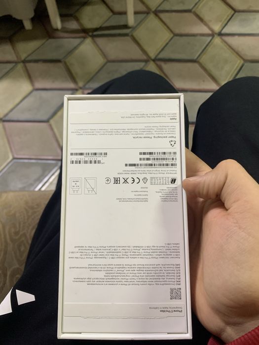 Продам айфон 17 PRO MAX