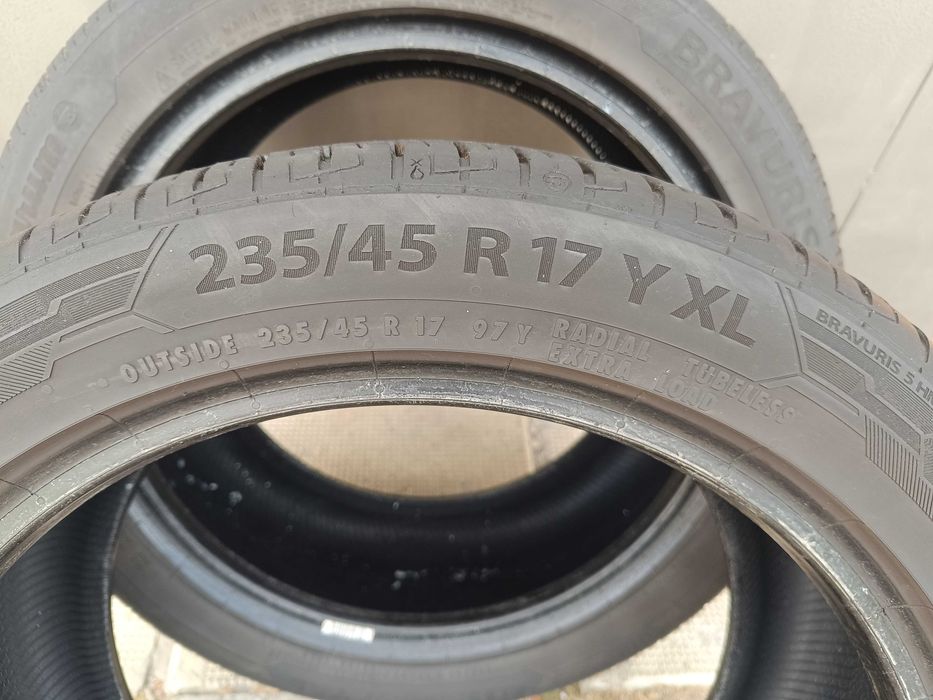 2 броя летни гуми 235 45 r17 '' BARUM BRAVURIS 5 DOT 0222 7mm