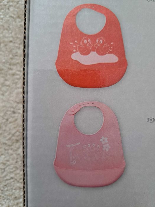 OCAZIE ! Set NOU 2 bavete din silicon