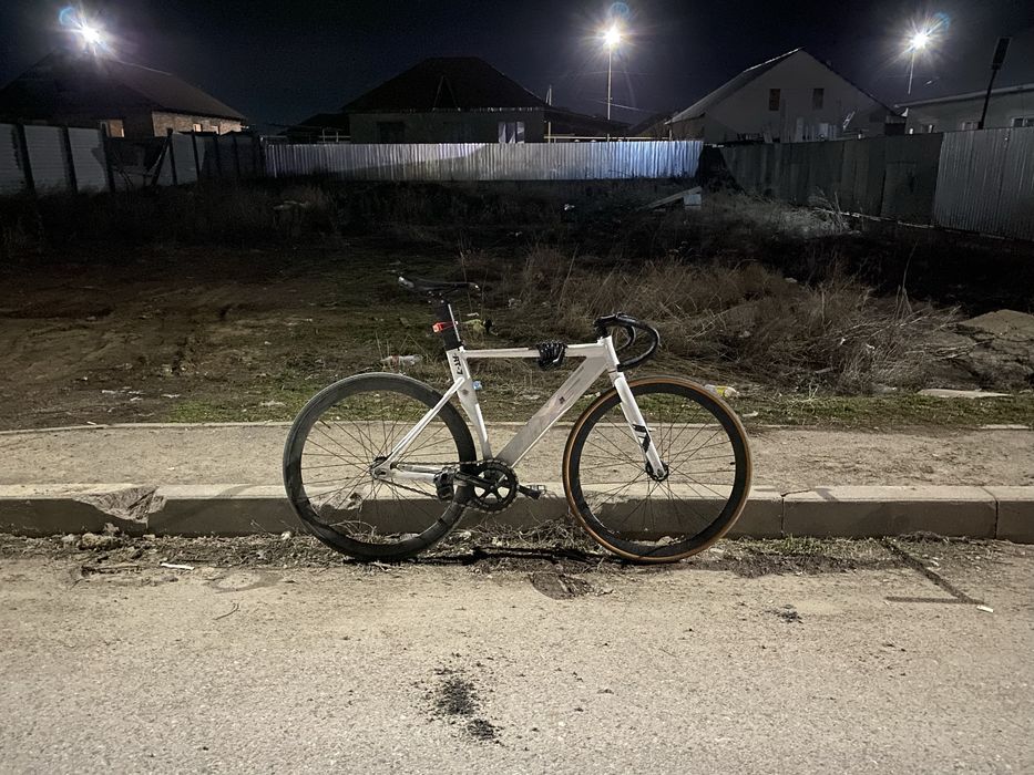 fixed-gear JIXF at-7