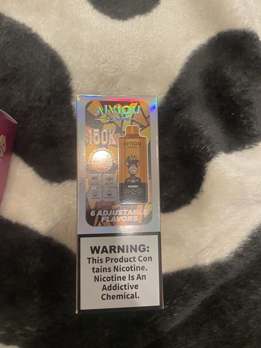 Vape 150k Pufuri cu 6 Arome  + Ecran Inteligent