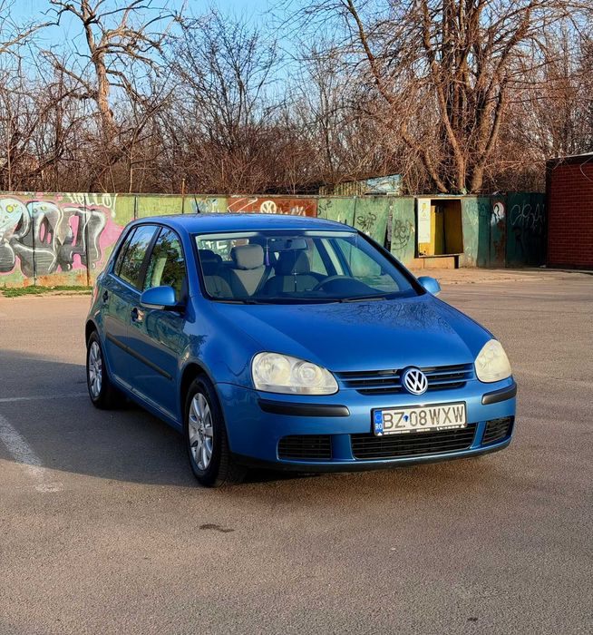 Vand VW Golf 5 1.6 benzina,2006,144270 km reali,stare f buna.