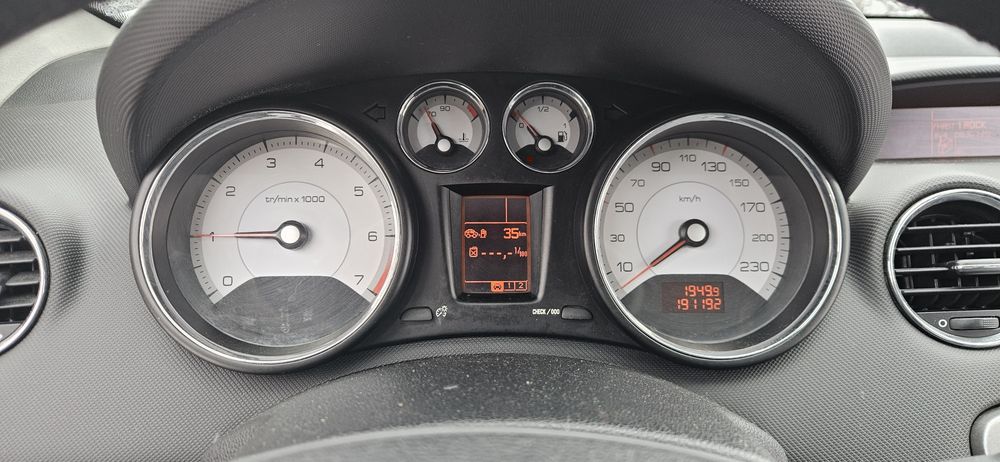 Peugeot Пежо  308 1.6 бензин НА ЧАСТИ