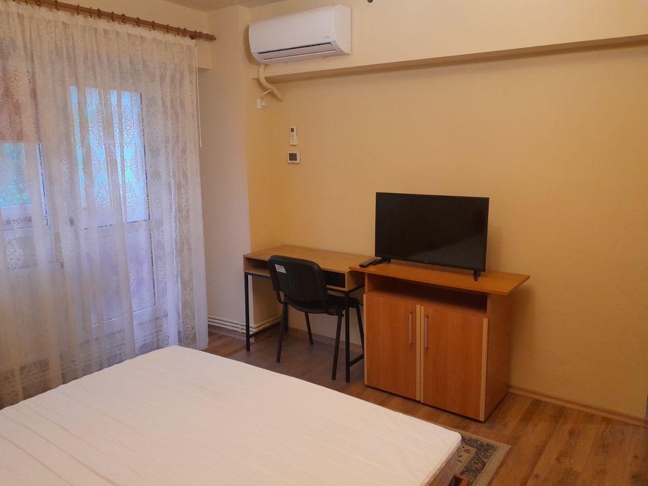 Inchiriez apartament cu o camera Barieră-Catedrală