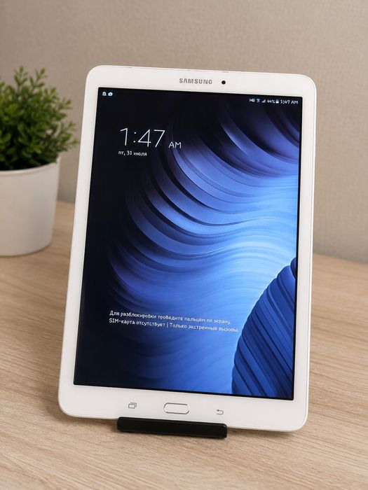 Samsung Galaxy Tab E 9.6 (SM-T561) 16 ГБ + SIM